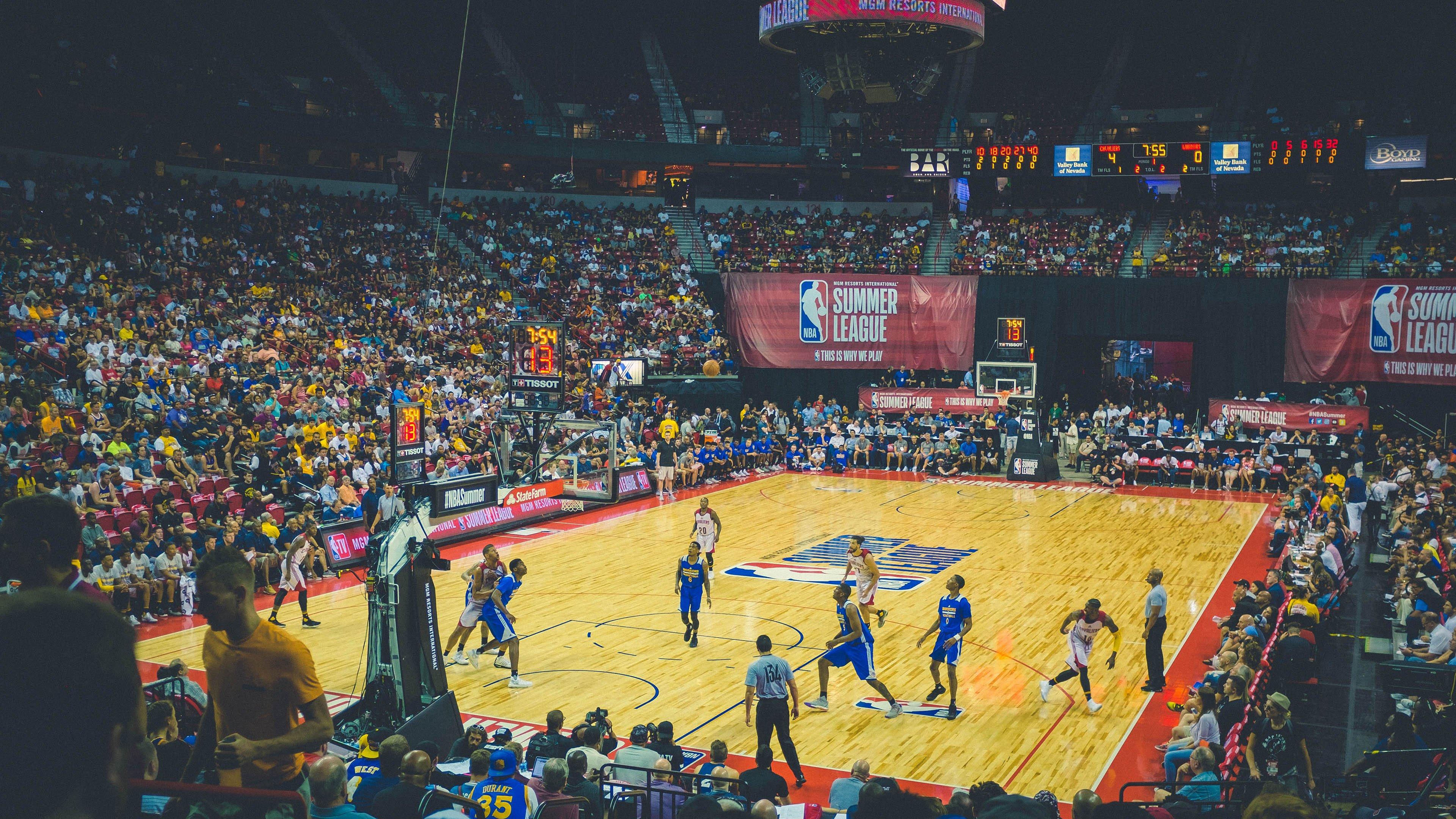 112天后重返五棵松，面对全场嘘声周琦这样回应